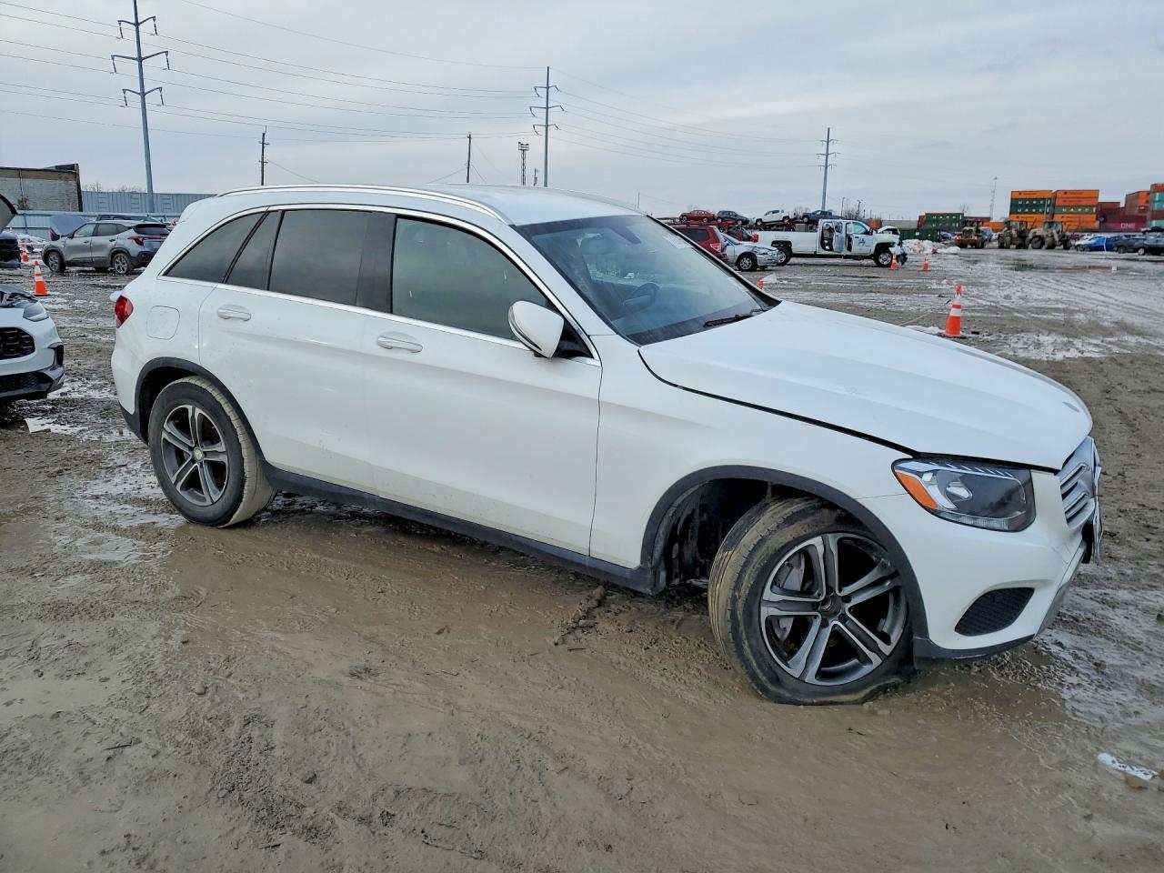 2016 MERCEDES-BENZ GLC-Class
