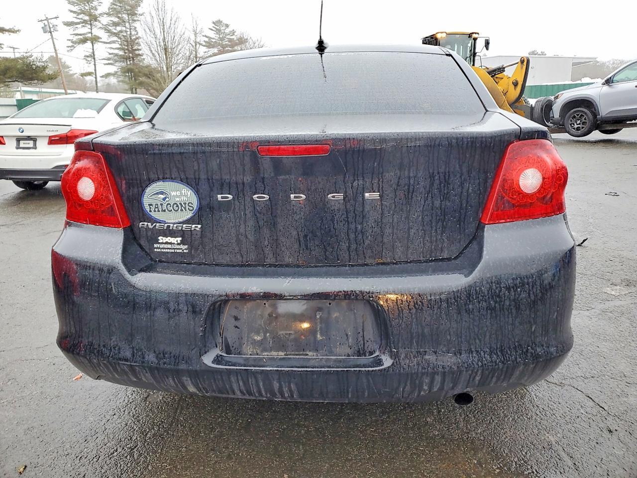 2011 DODGE Avenger