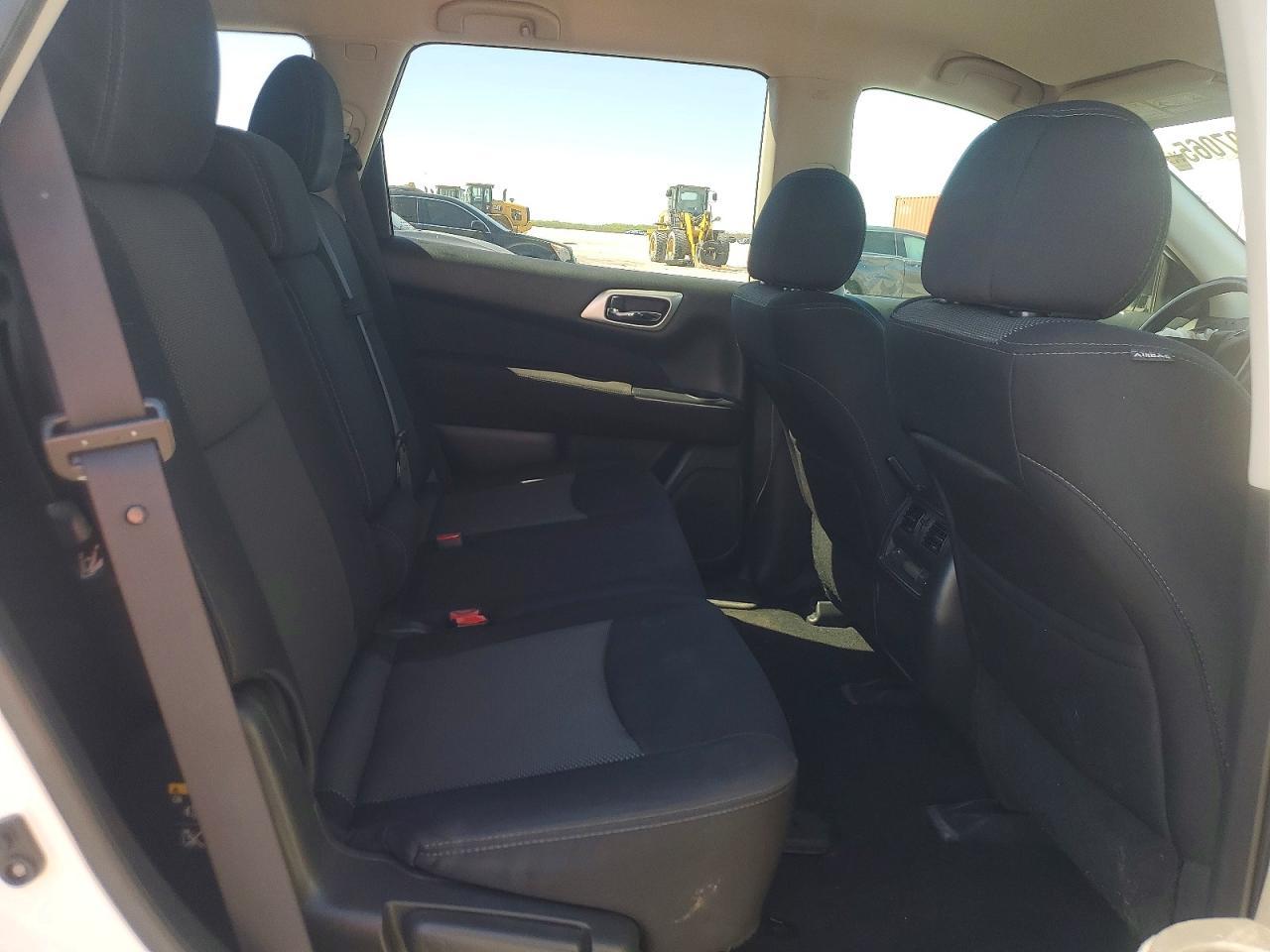 2017 NISSAN PATHFINDER