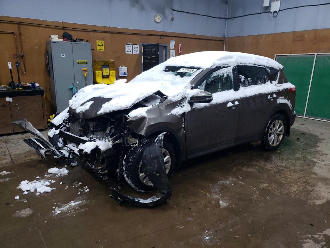 2015 TOYOTA RAV4