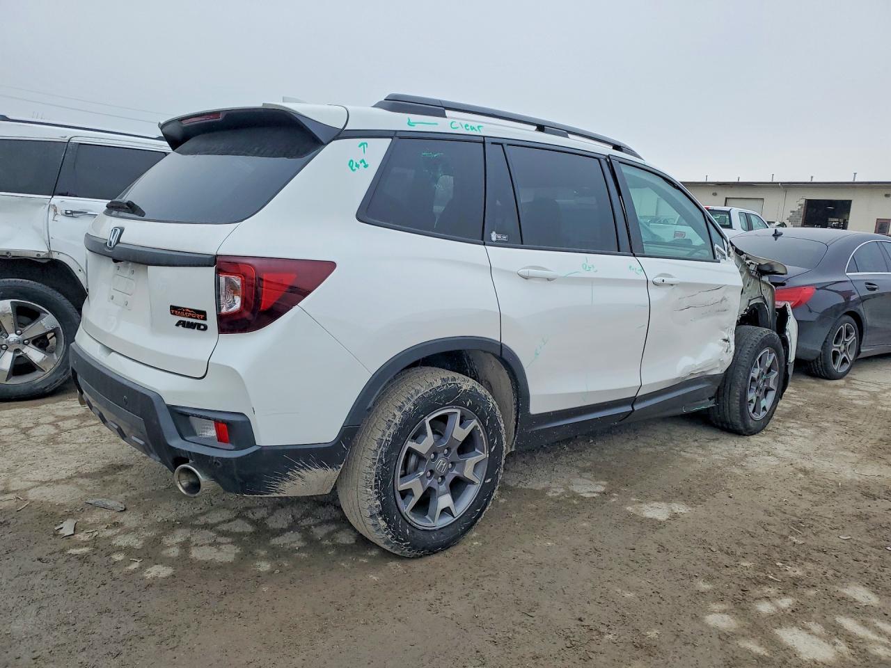 2023 HONDA Passport