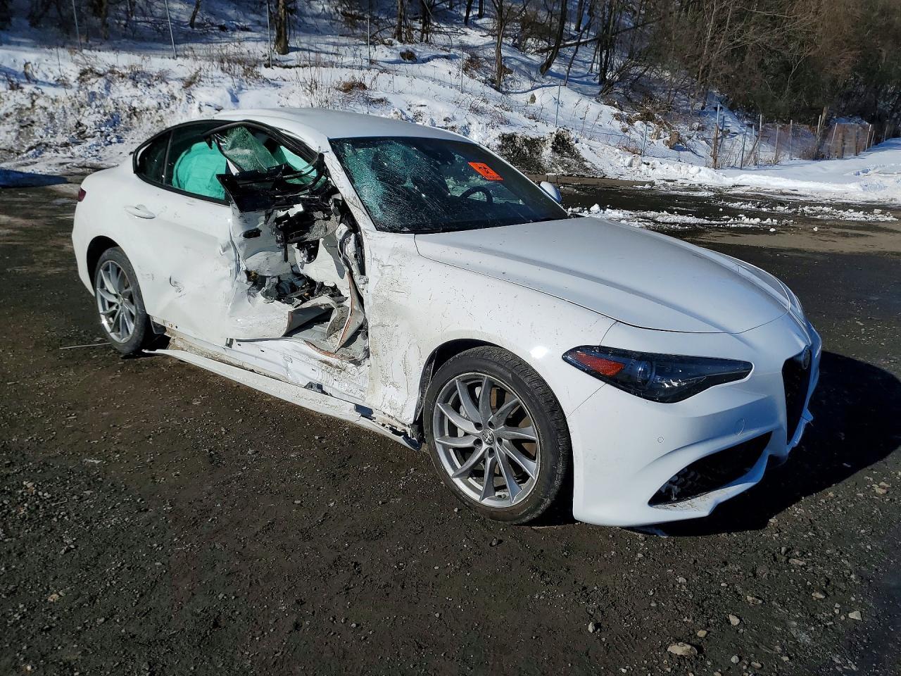 2022 ALFA ROMEO Giulia