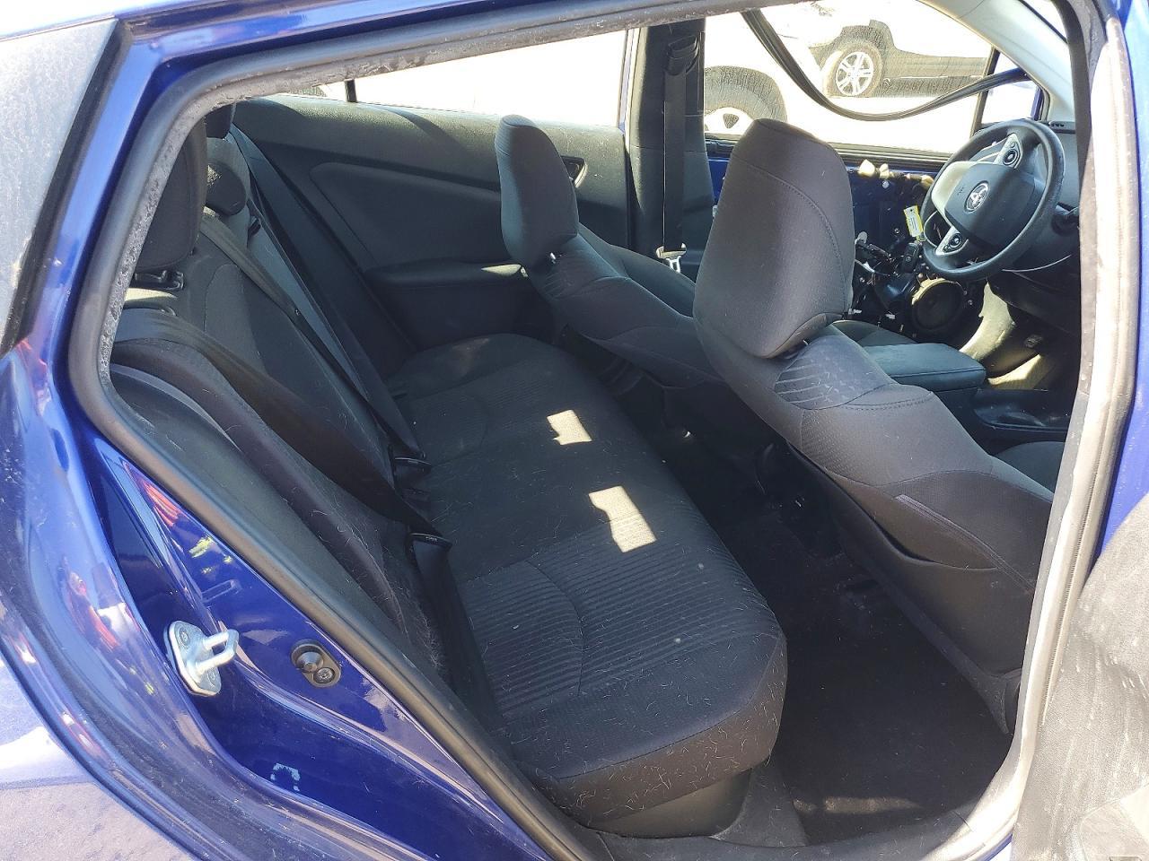 2017 TOYOTA PRIUS