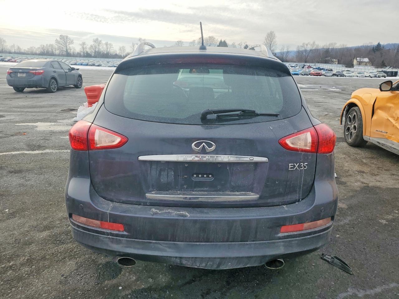 2010 INFINITI EX35