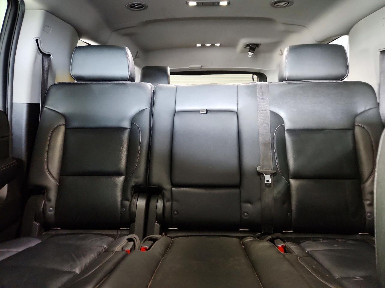 2019 CHEVROLET Suburban