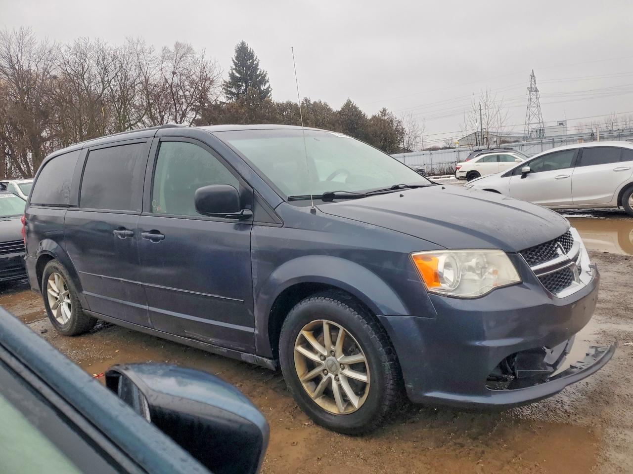 2013 DODGE GRAND CARAVAN