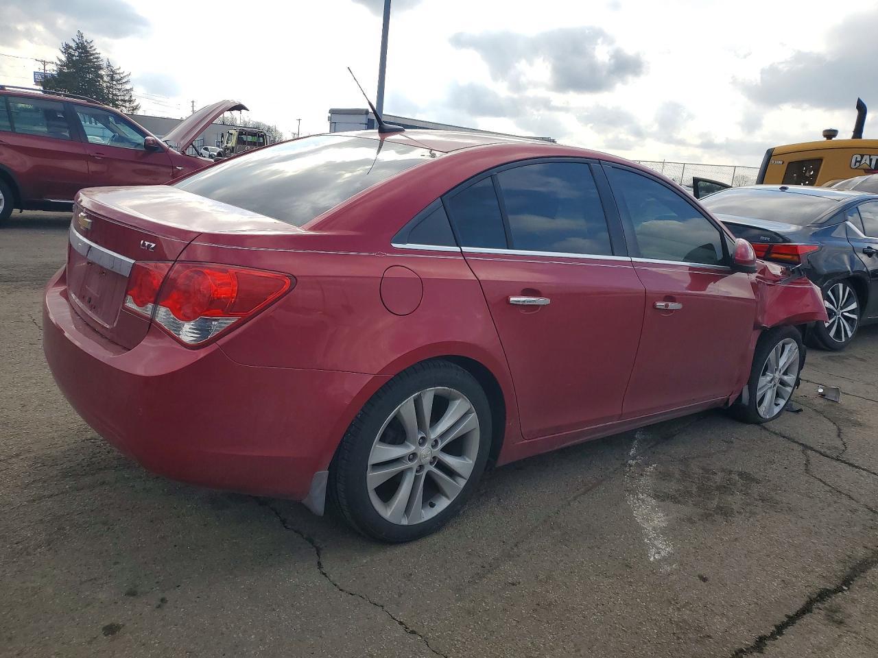 2012 CHEVROLET CRUZE