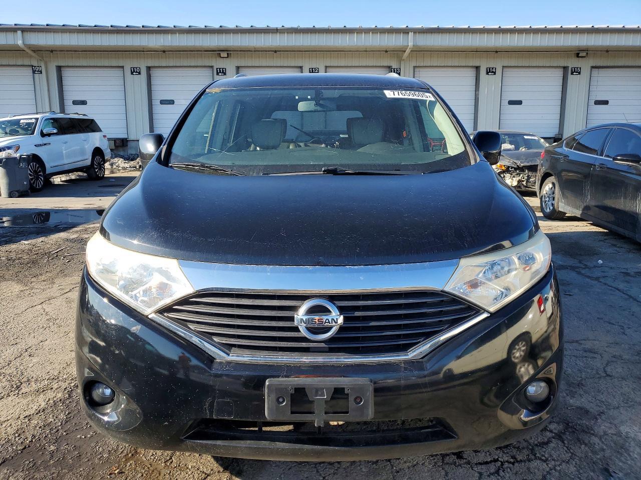2013 NISSAN Quest