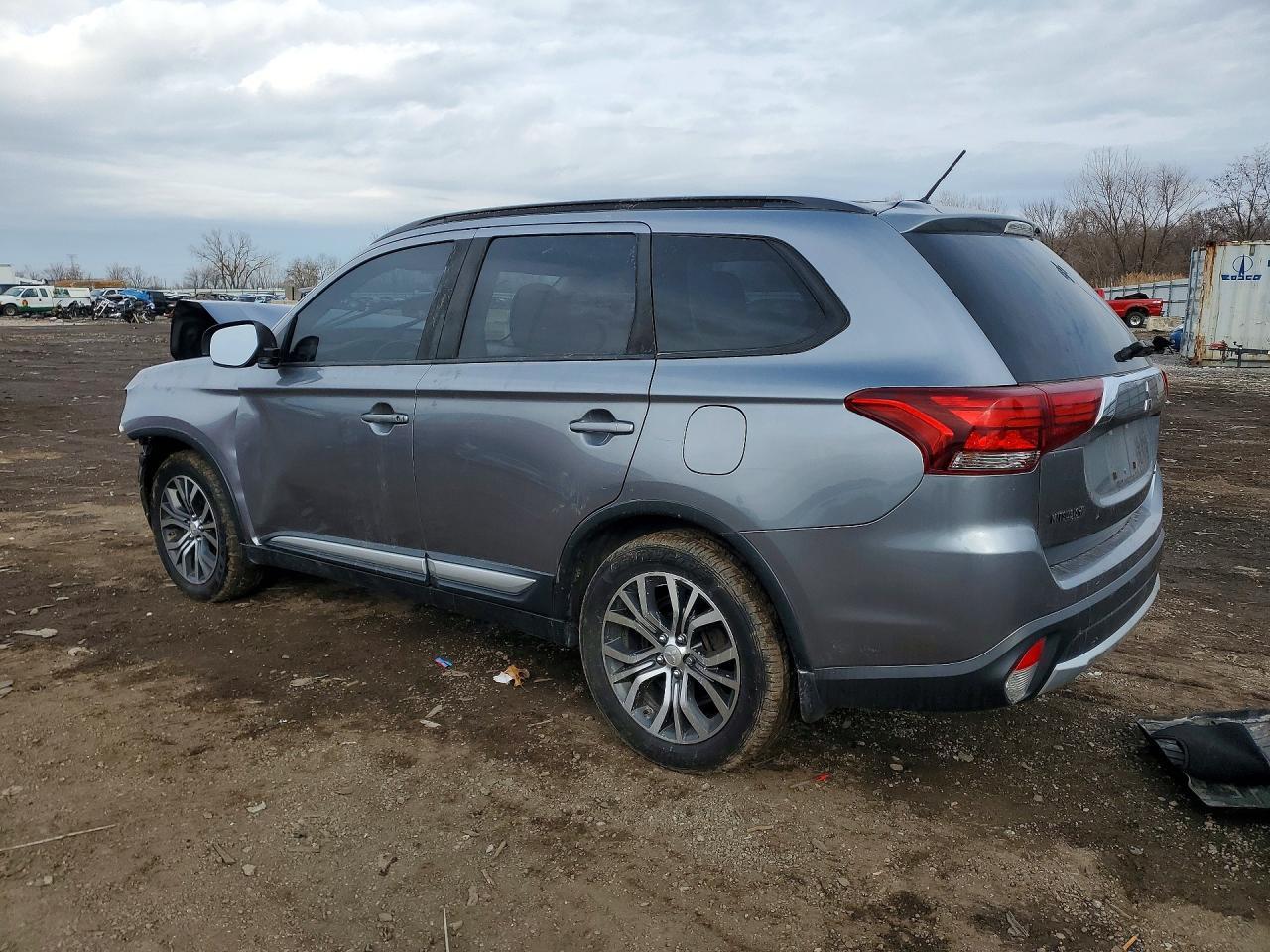 2016 MITSUBISHI outlander