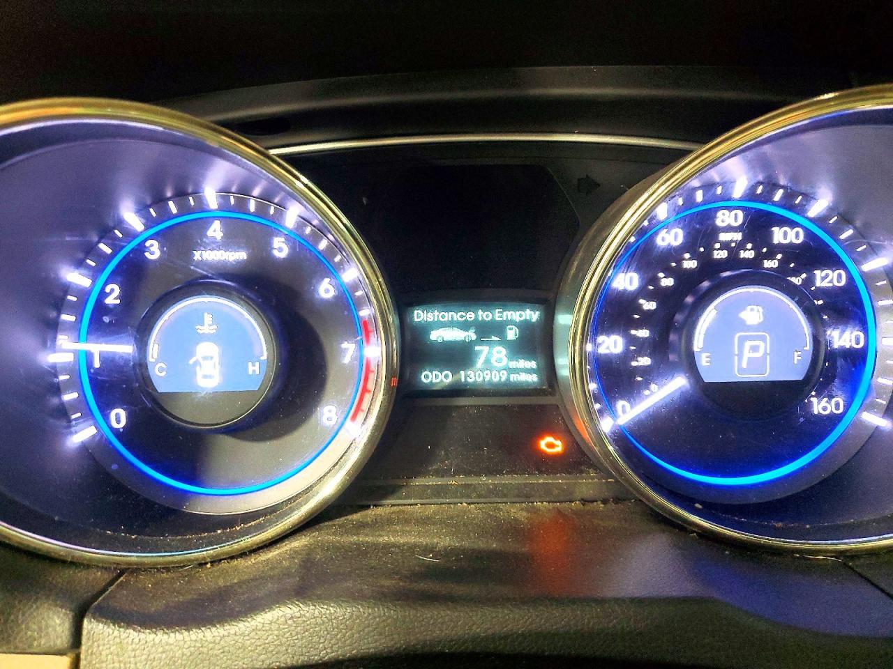 2011 HYUNDAI SONATA