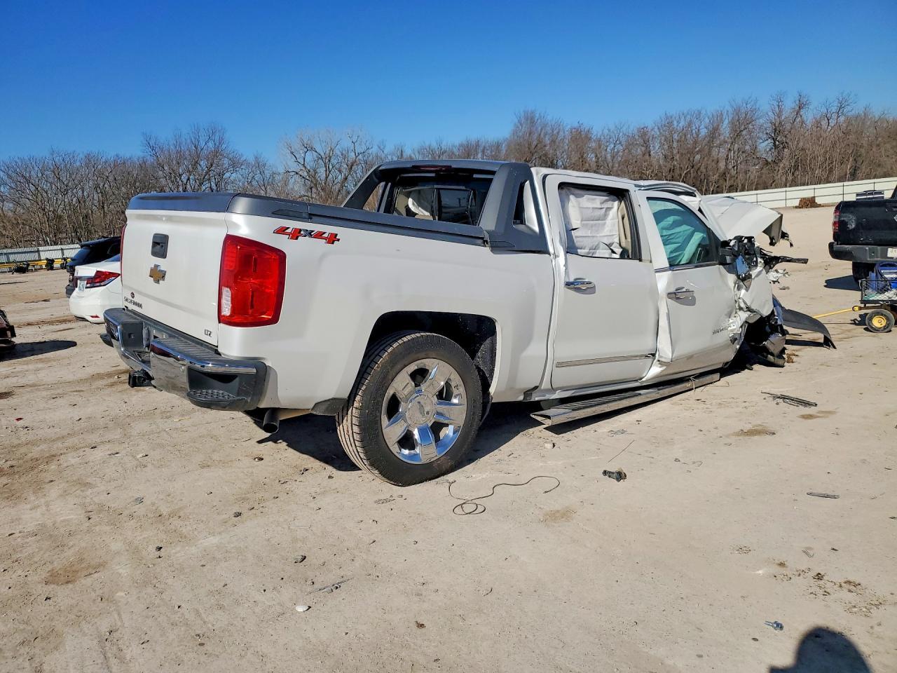 2018 CHEVROLET Silverado