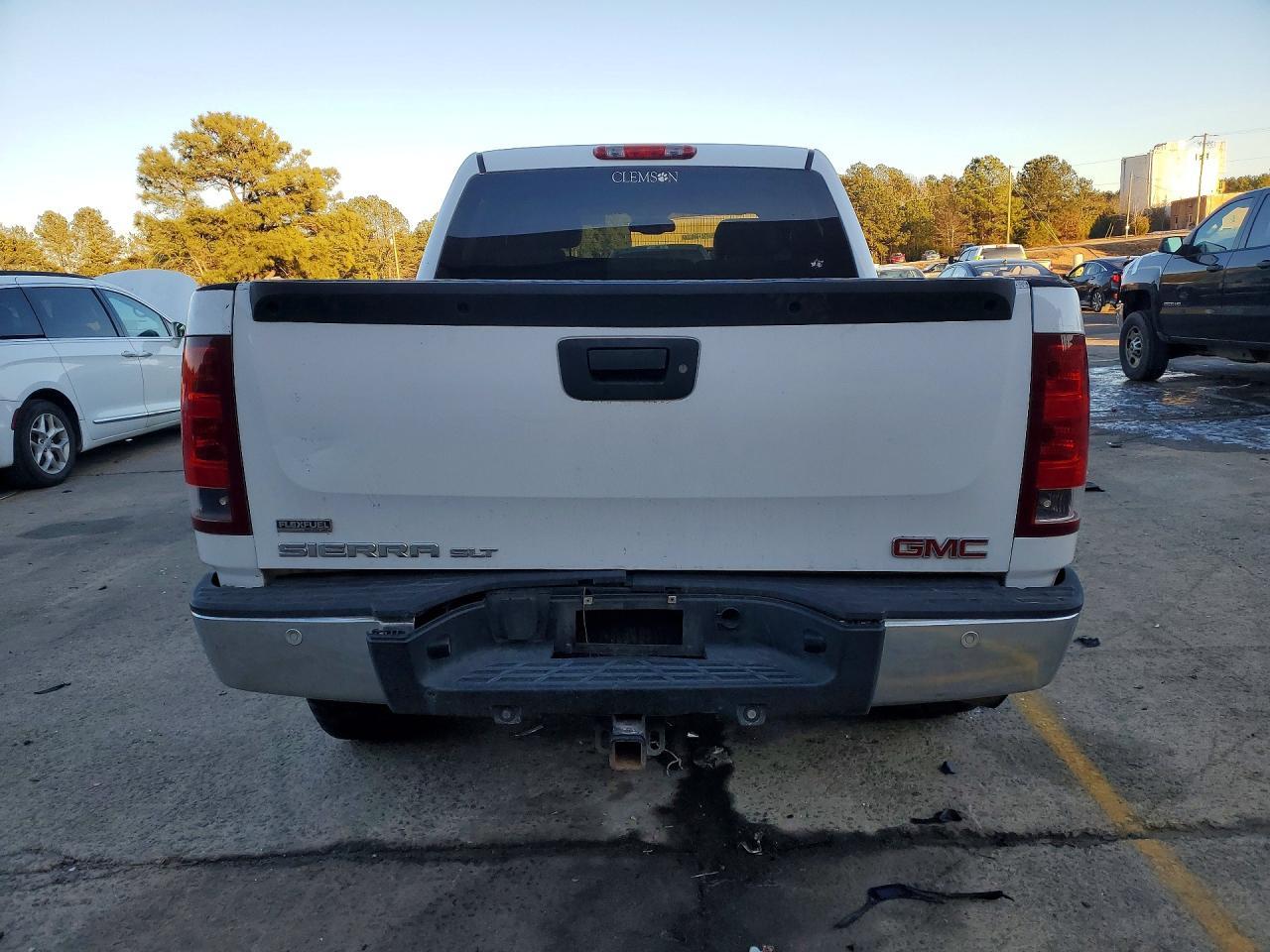 2010 GMC Sierra