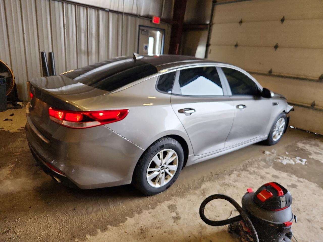 2016 KIA OPTIMA