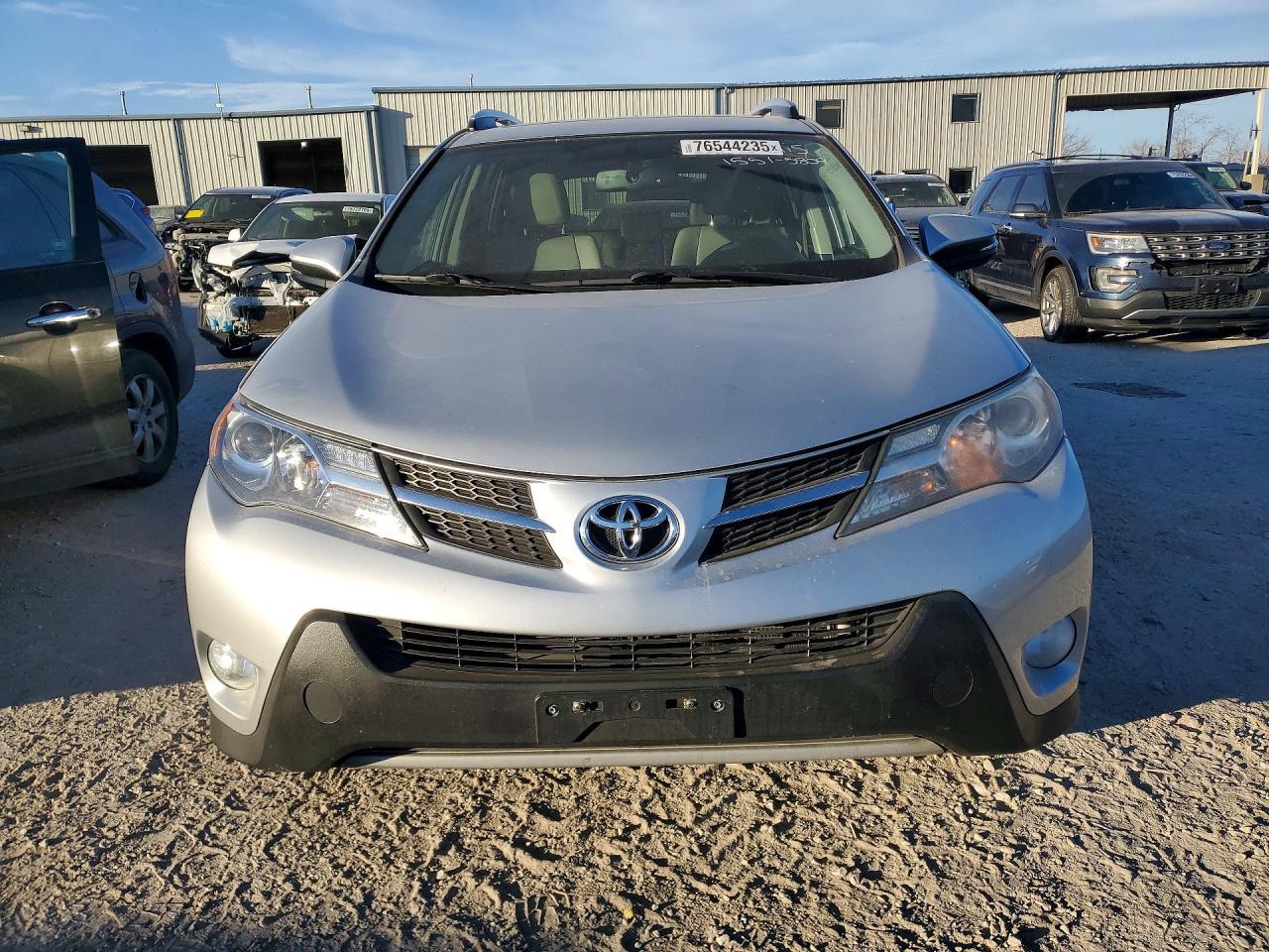 2015 TOYOTA RAV4
