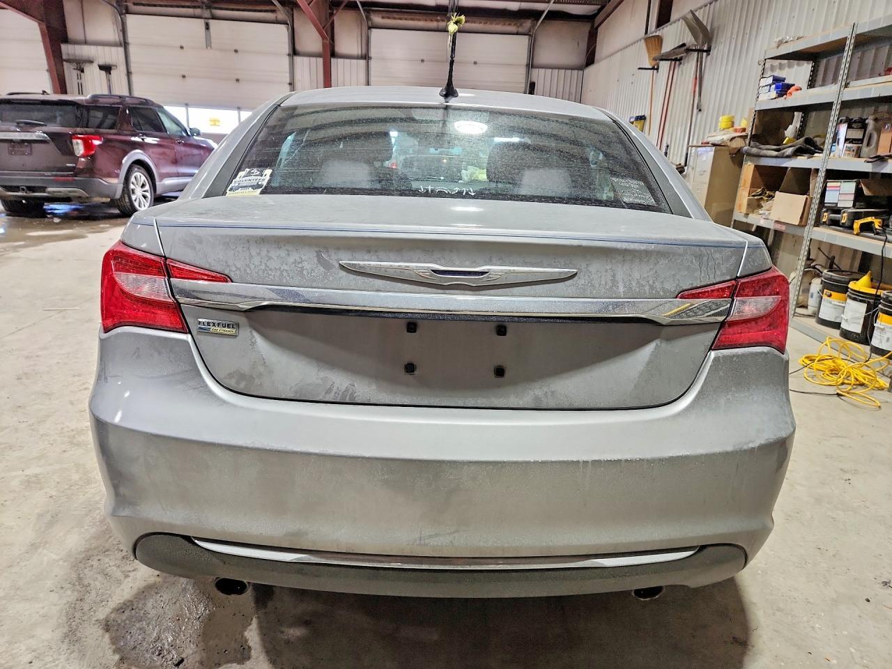 2013 CHRYSLER 200
