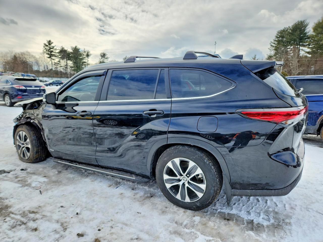 2023 TOYOTA HIGHLANDER