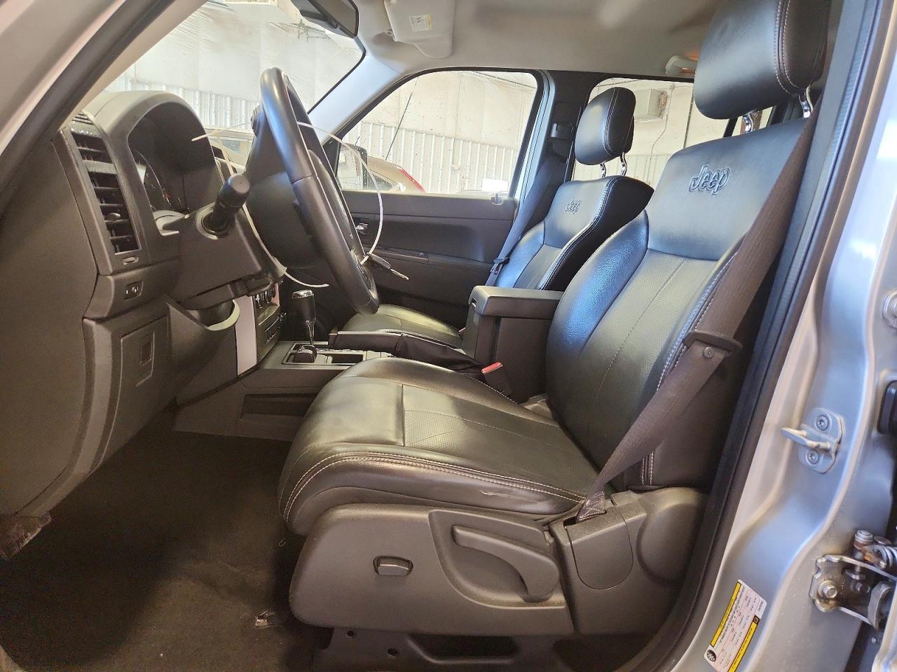 2012 JEEP Liberty