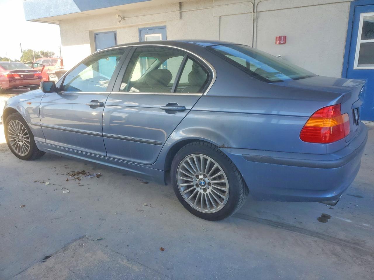 2002 BMW 3 SERIES