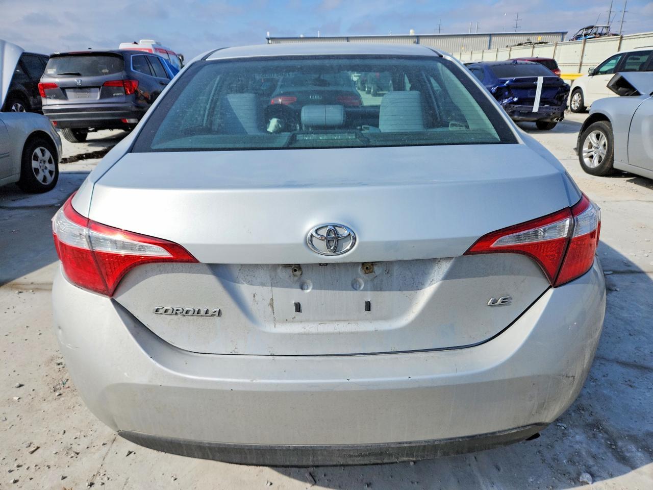 2016 TOYOTA COROLLA