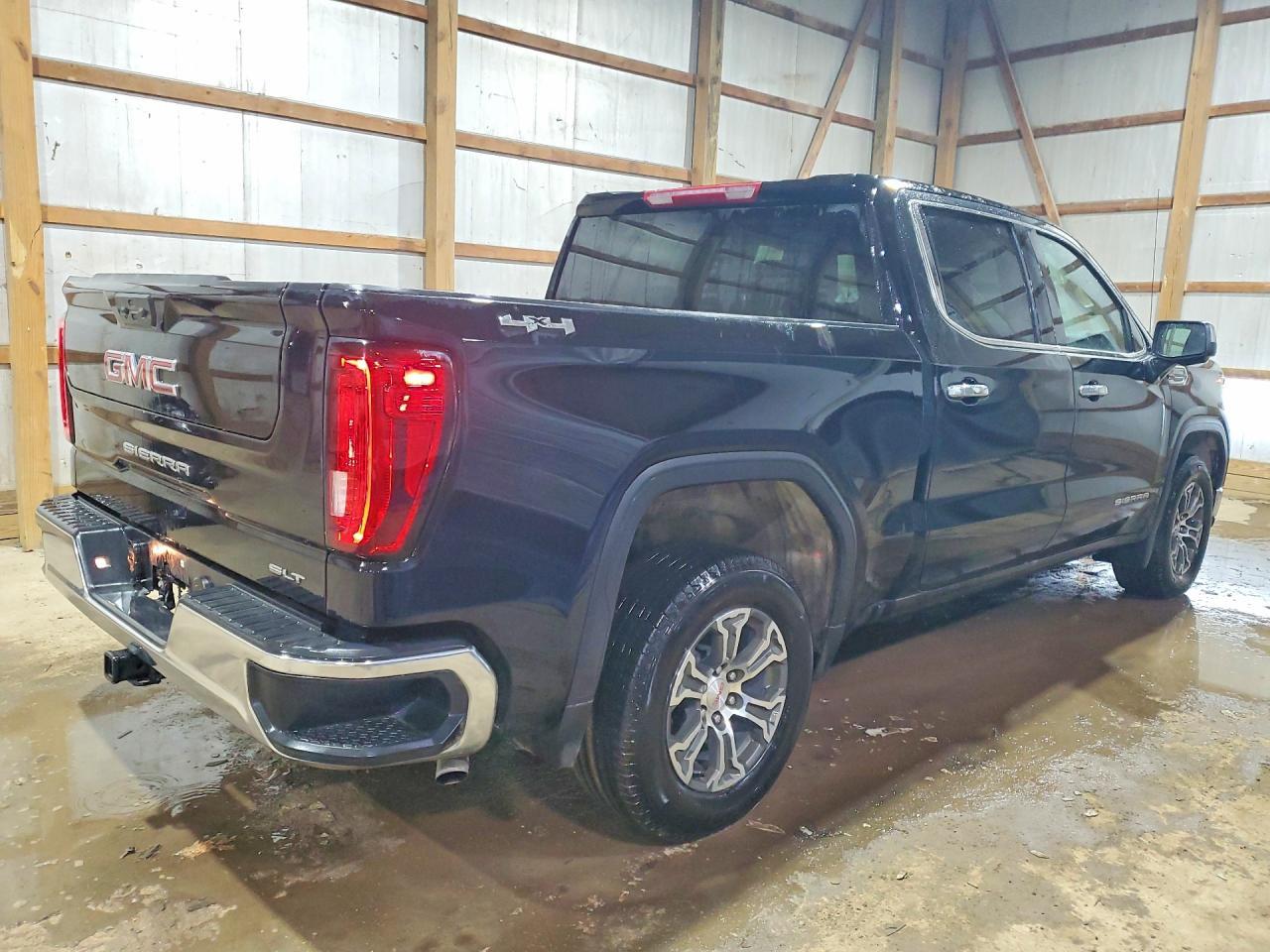 2025 GMC Sierra