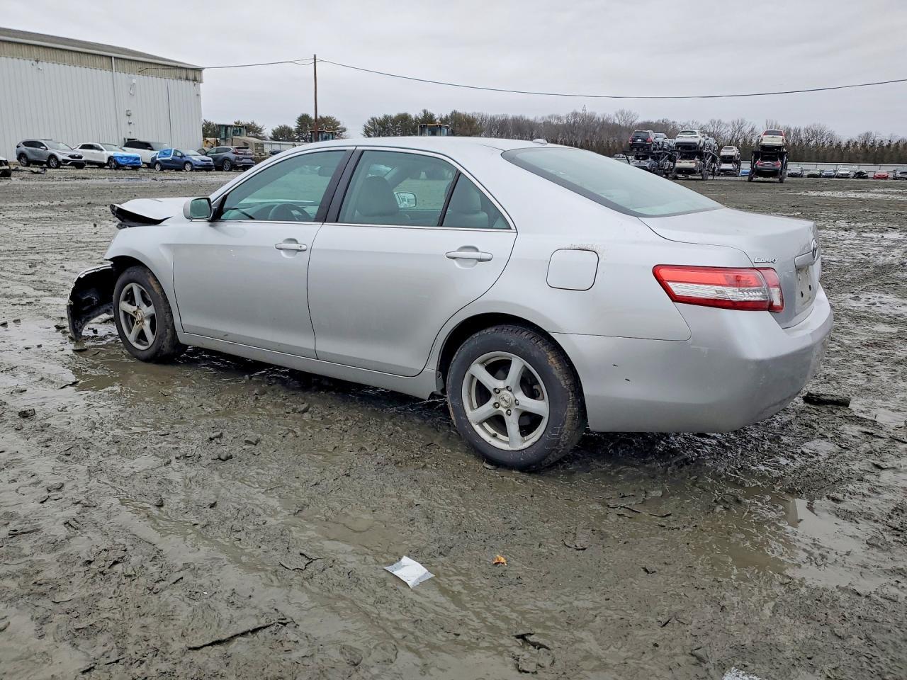 2010 TOYOTA CAMRY