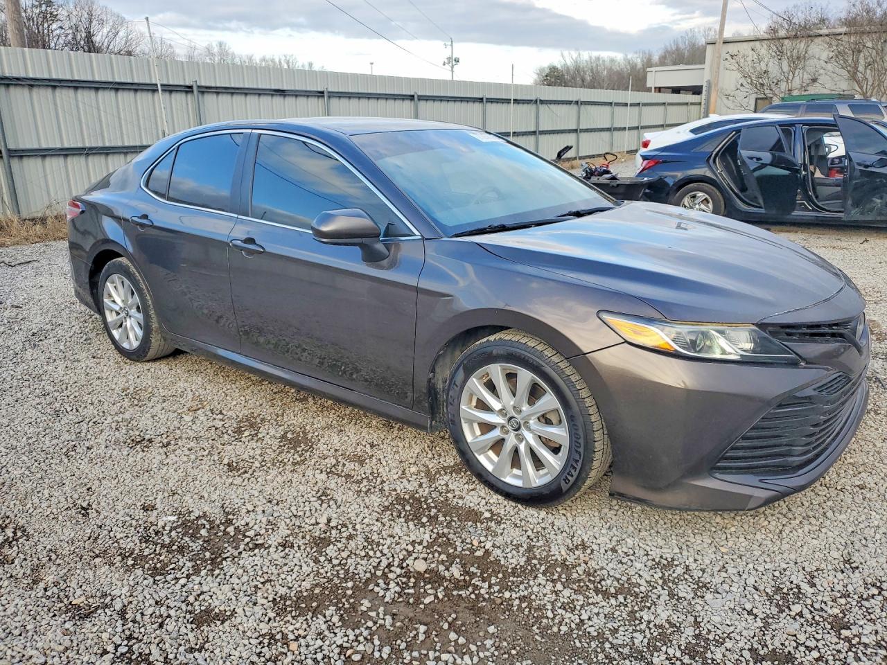 2018 TOYOTA CAMRY