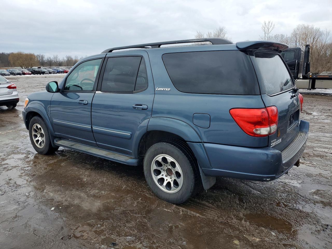 2005 TOYOTA Sequoia
