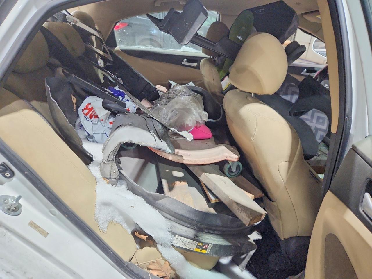 2011 HYUNDAI SONATA