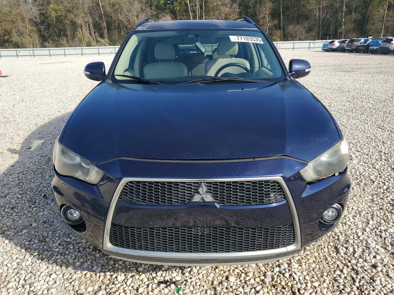 2010 MITSUBISHI outlander