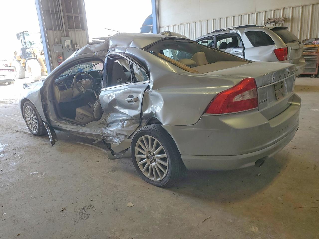 2013 VOLVO S80