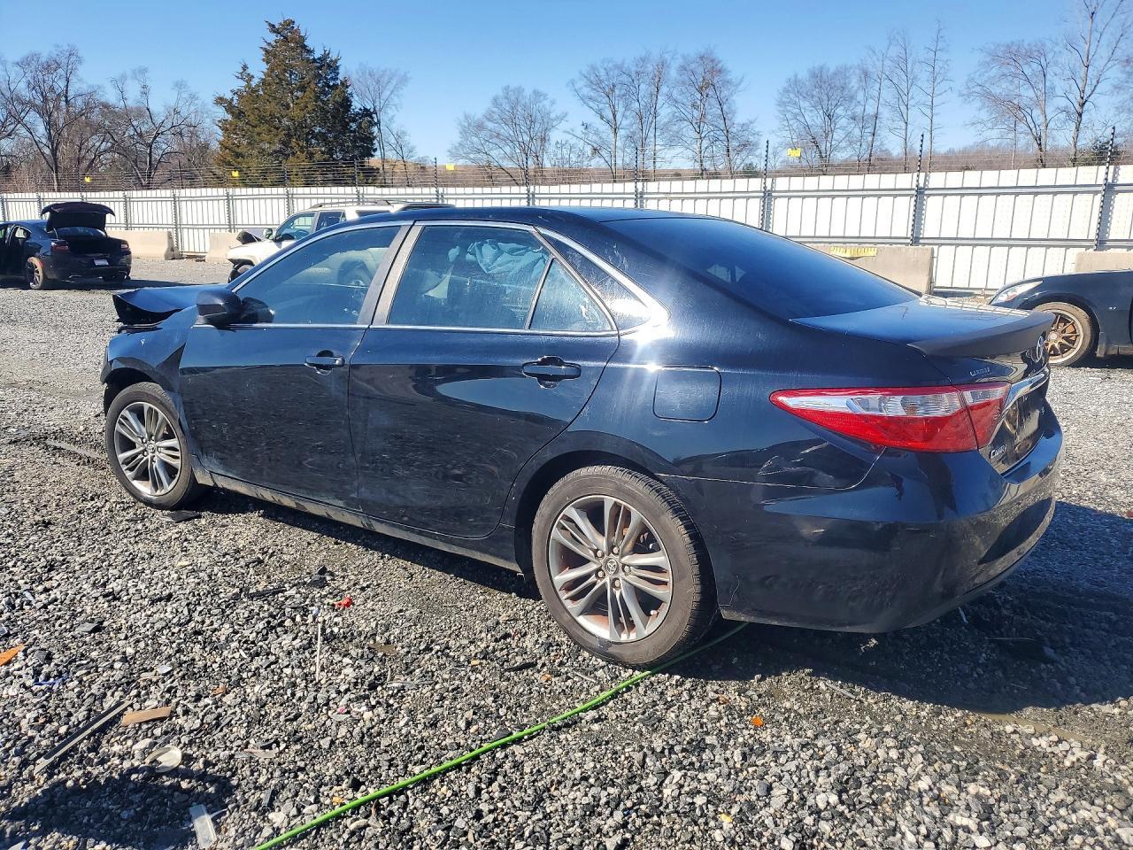 2017 TOYOTA CAMRY
