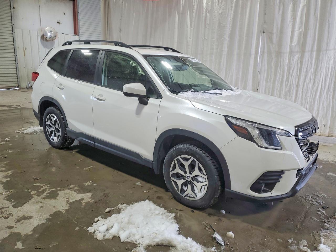 2024 SUBARU FORESTER