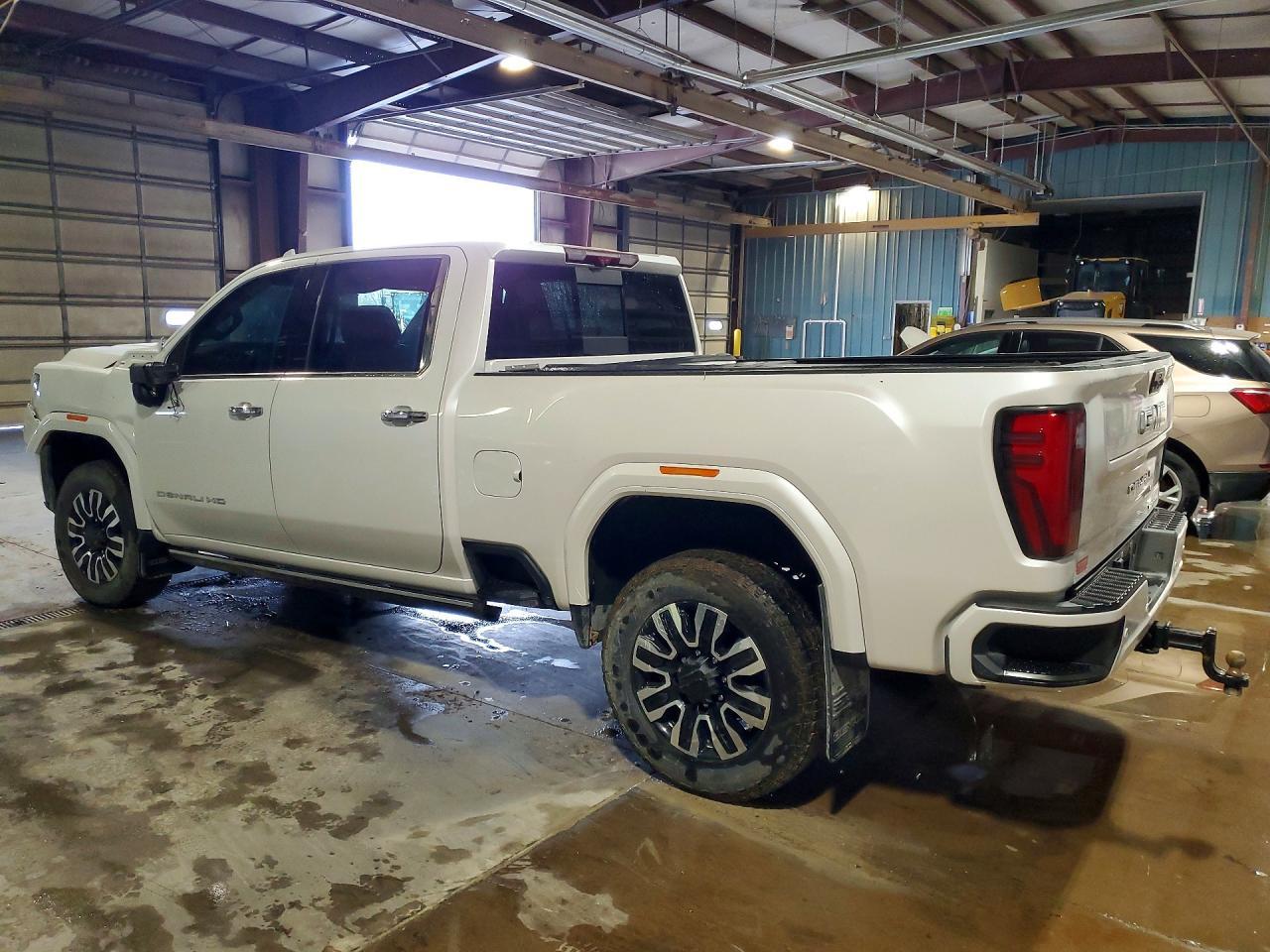 2024 GMC Sierra