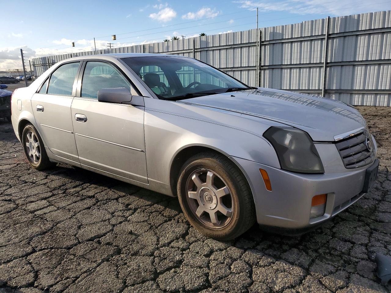 2004 CADILLAC CTS