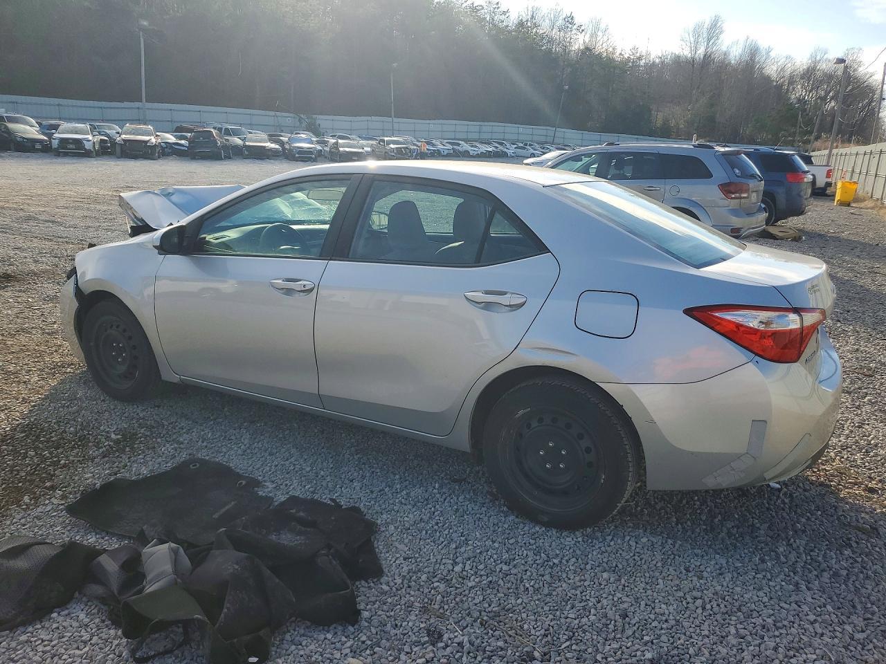 2015 TOYOTA COROLLA
