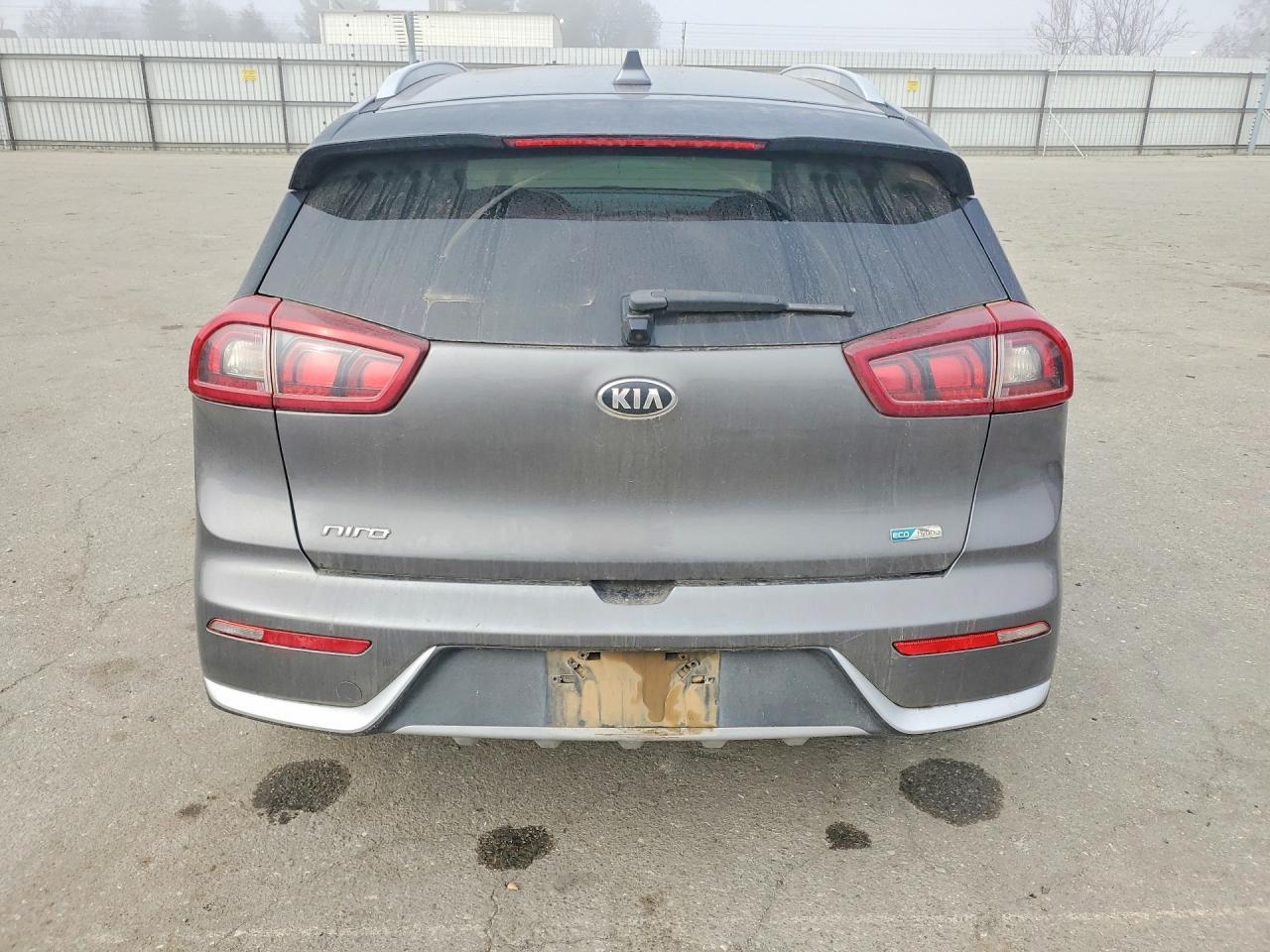 2017 KIA Niro