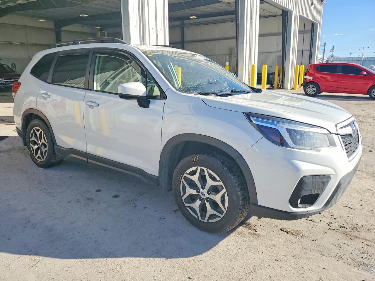 2021 SUBARU FORESTER