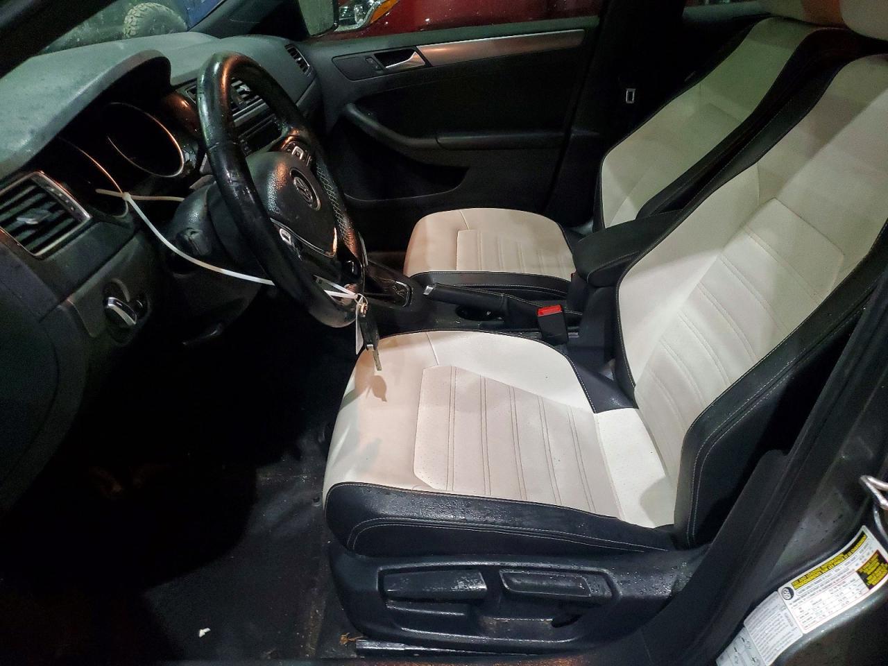 2017 VOLKSWAGEN JETTA