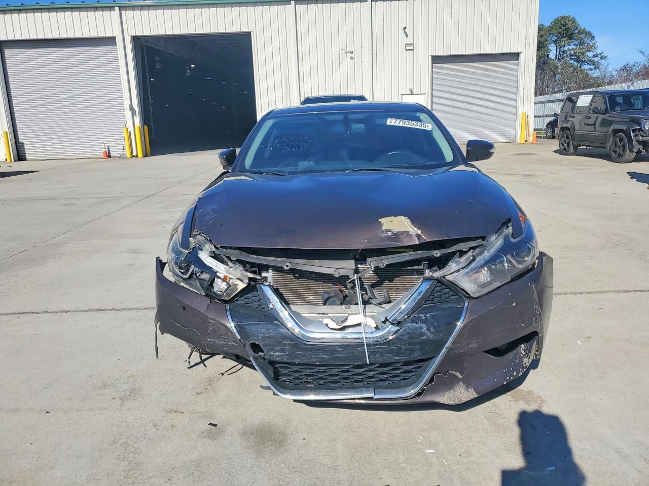 2017 NISSAN Maxima