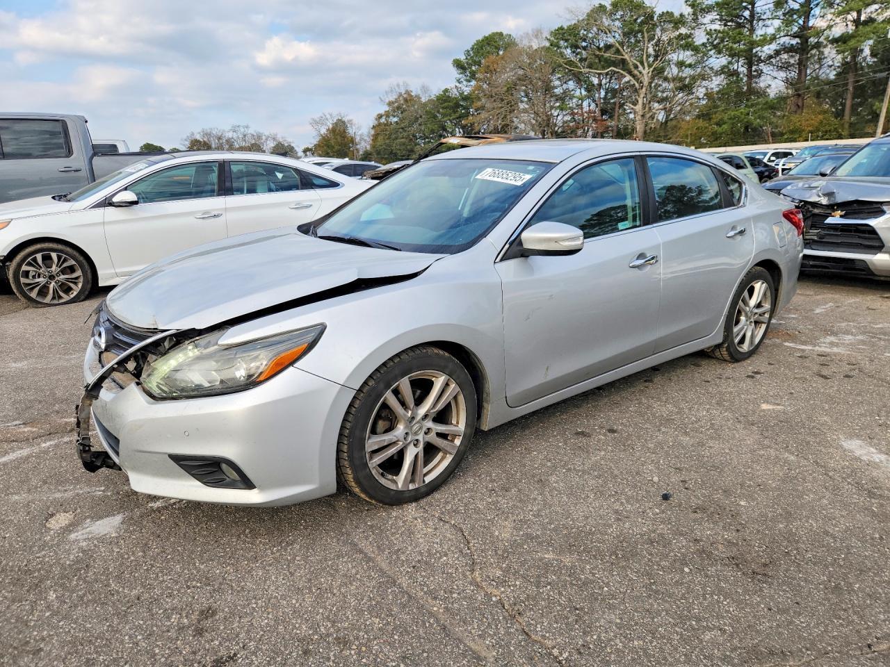 2017 NISSAN ALTIMA