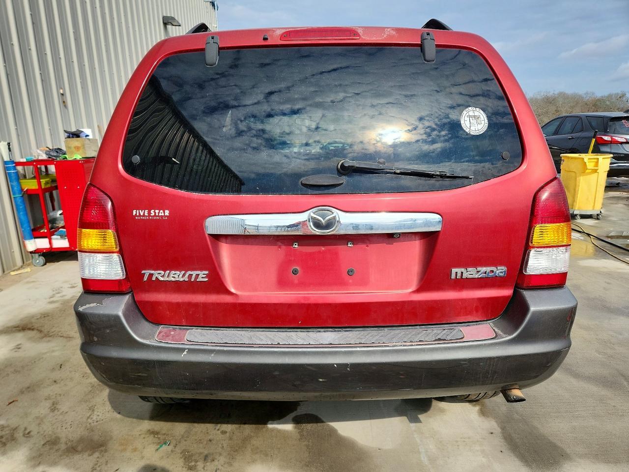 2004 MAZDA Tribute