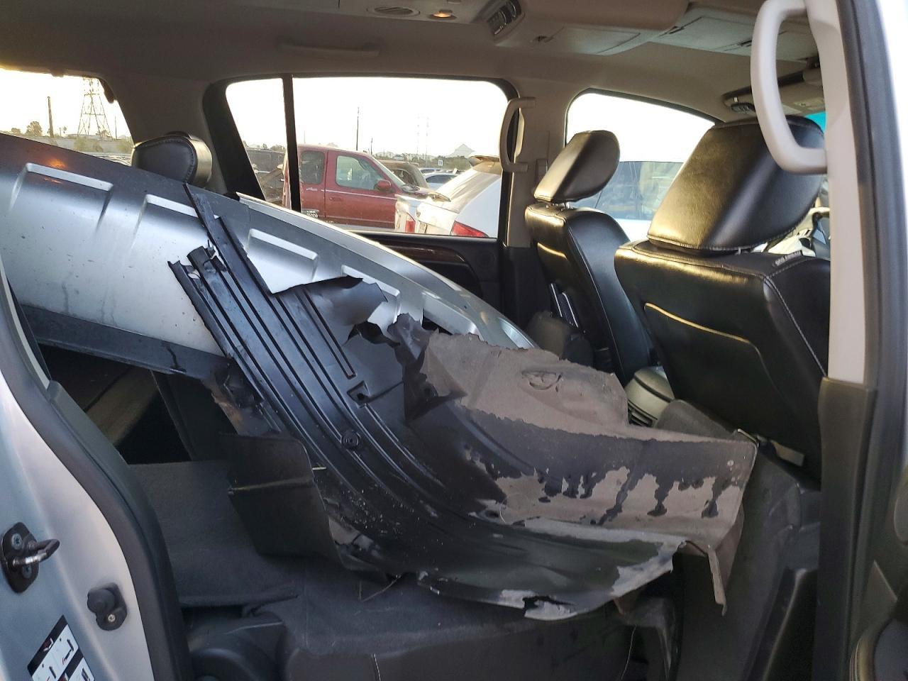 2010 NISSAN Armada
