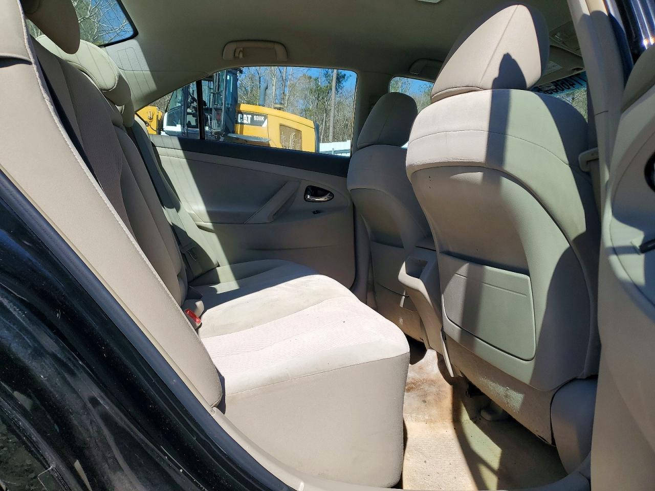 2011 TOYOTA CAMRY