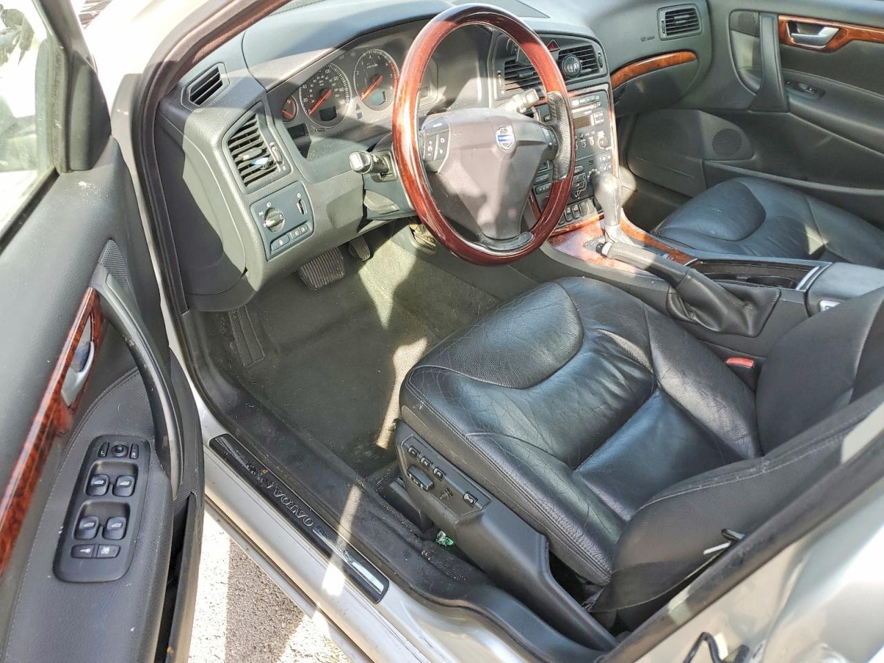 2006 VOLVO S60