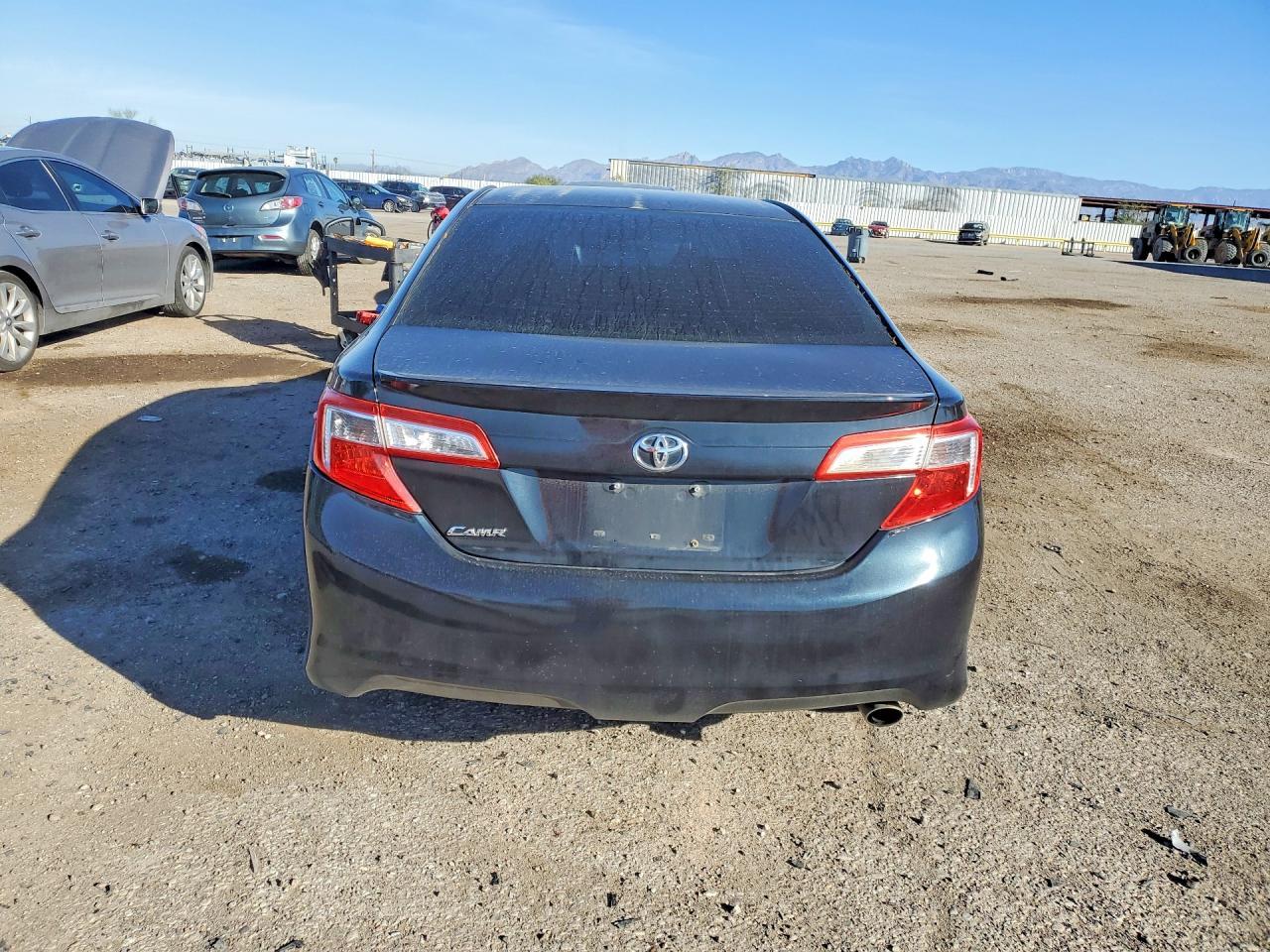 2012 TOYOTA CAMRY