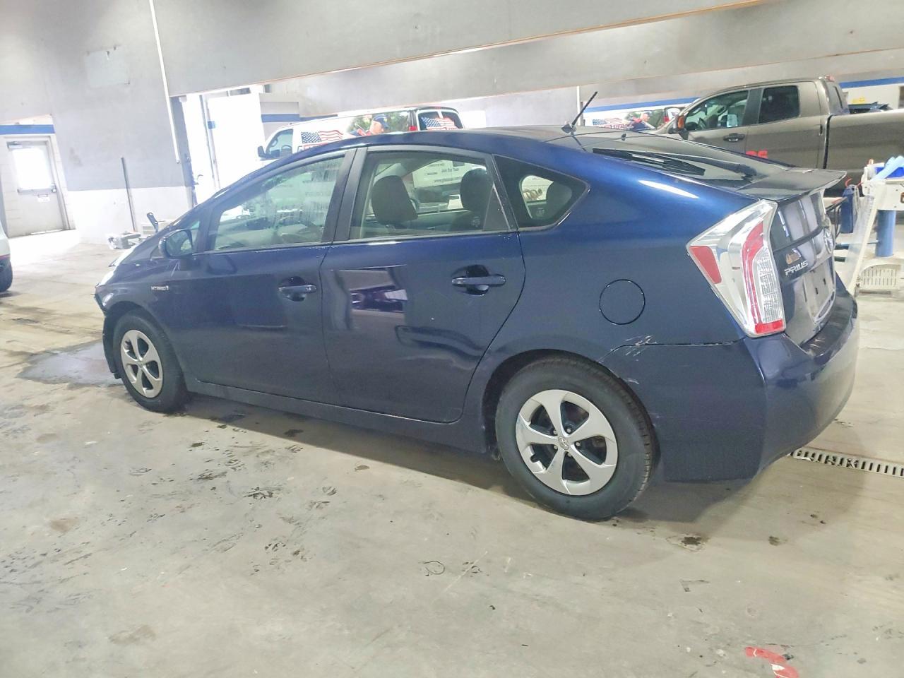 2015 TOYOTA PRIUS