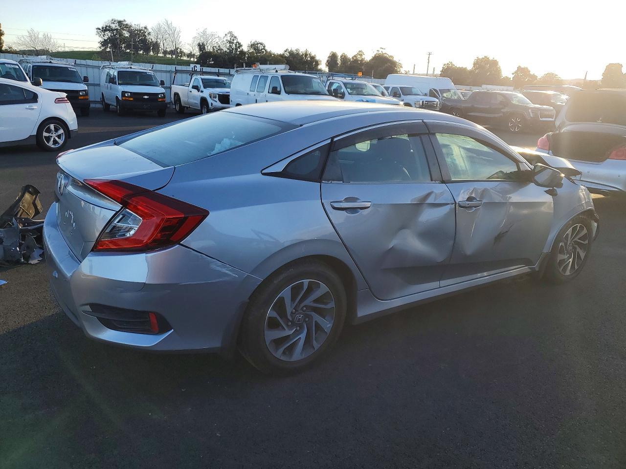 2016 HONDA CIVIC