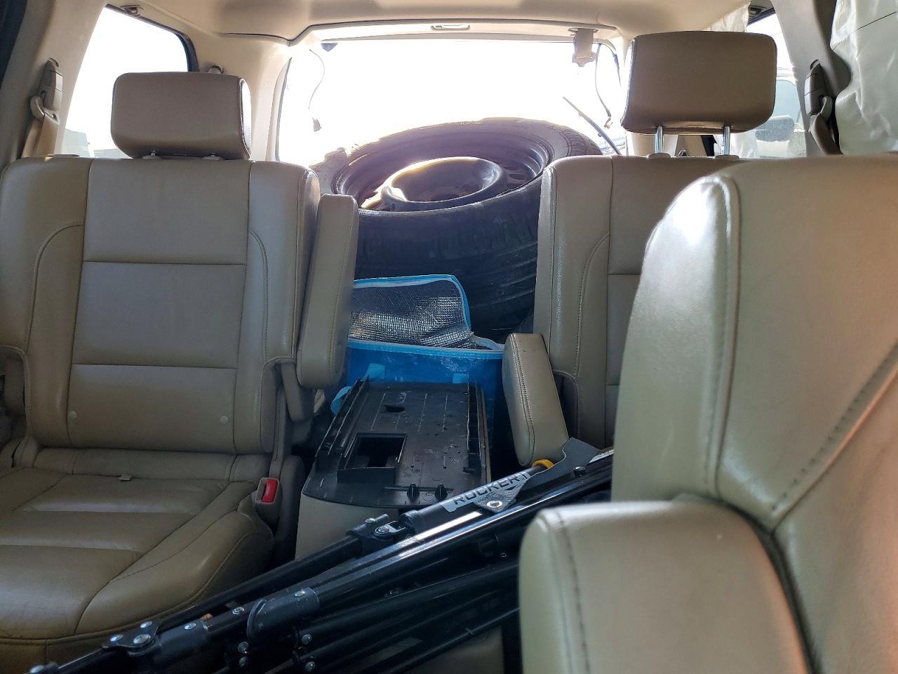 2011 NISSAN Armada