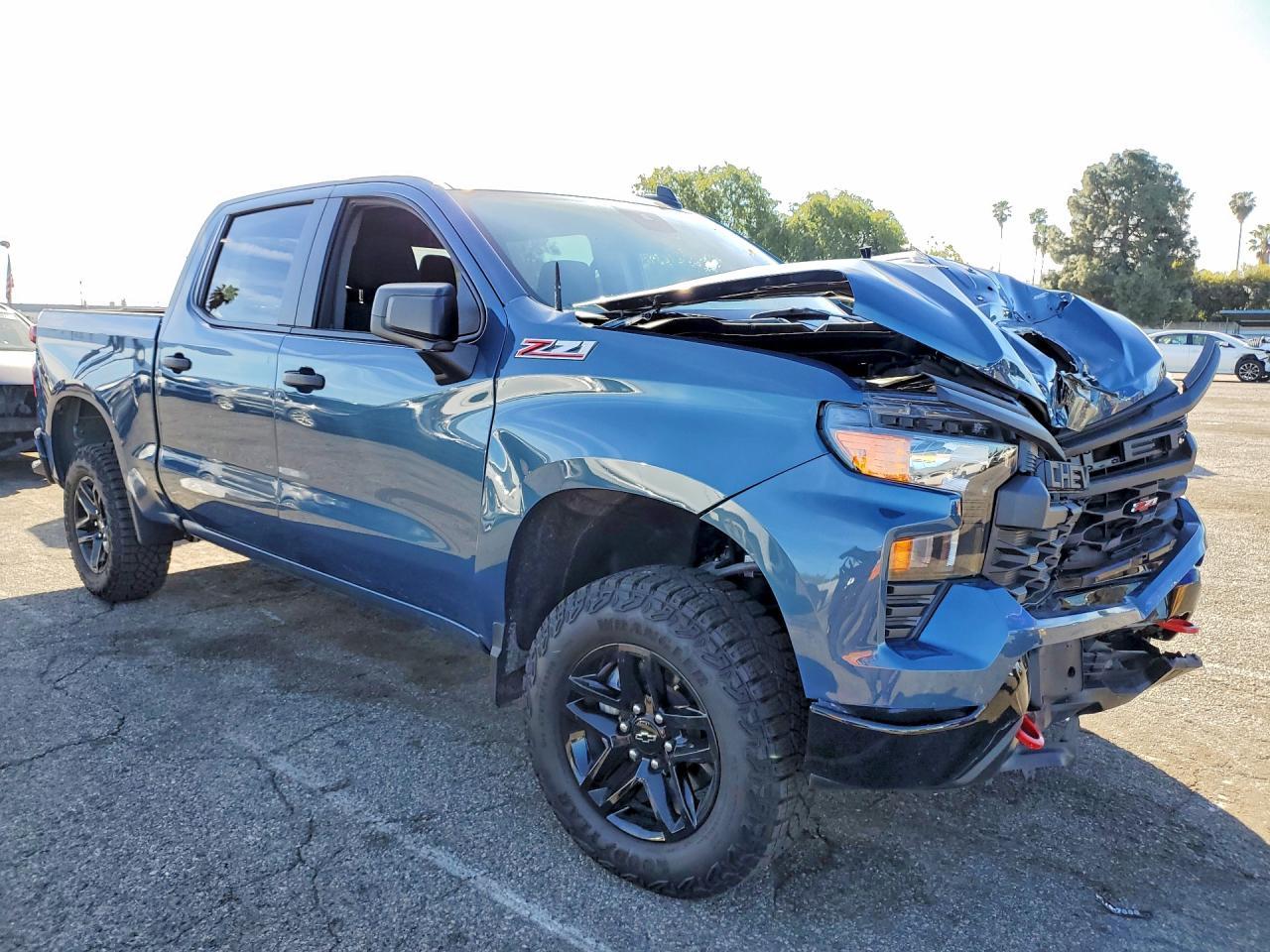 2024 CHEVROLET Silverado