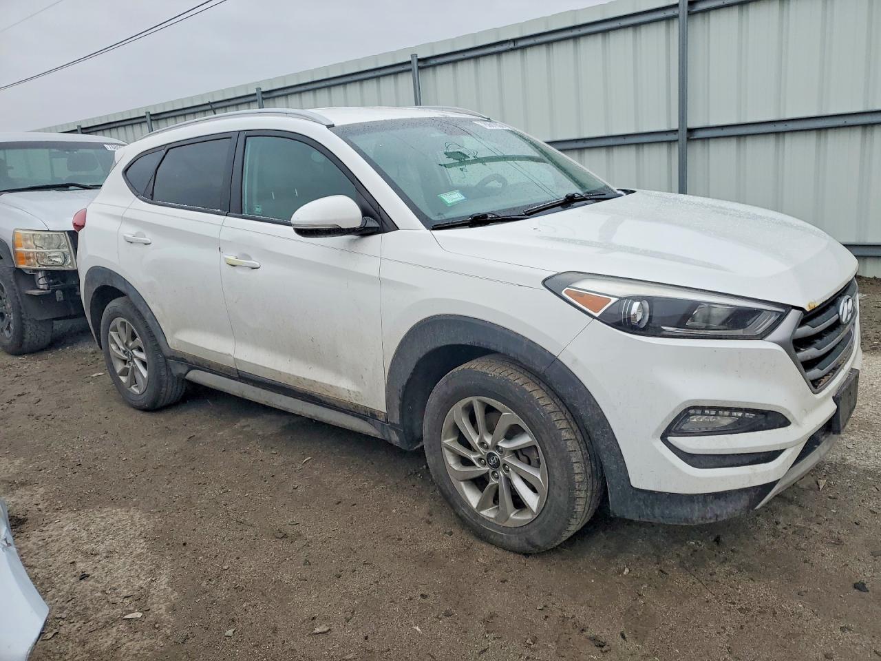 2017 HYUNDAI TUCSON